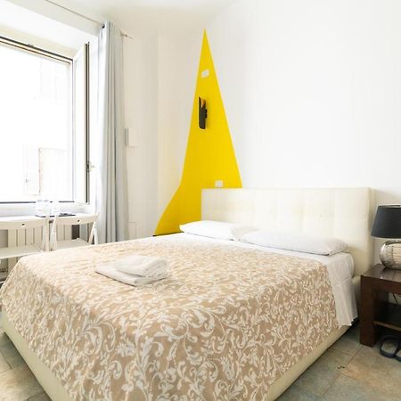 Romafullhouse Guesthouse Buitenkant foto