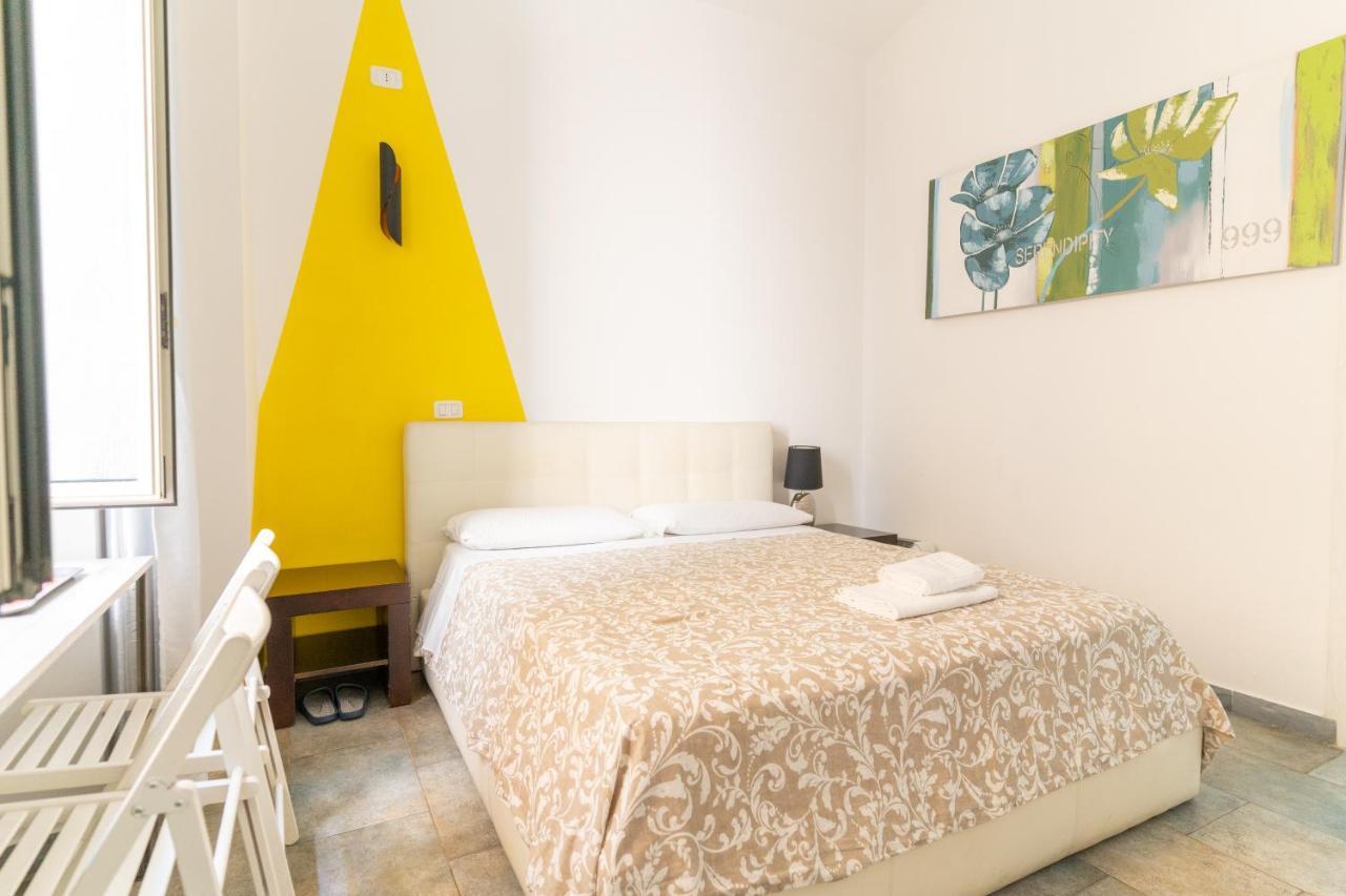 Romafullhouse Guesthouse Buitenkant foto